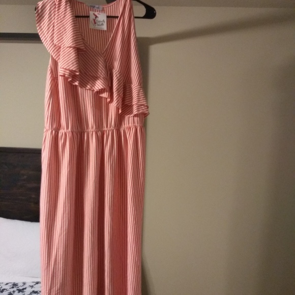 Bundle of clothes - Picture 6 of 8